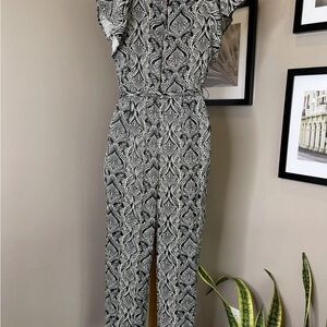 Anthropologie Zadie Size 2 Black & White Filigree Jumpsuit Flutter Sleeves